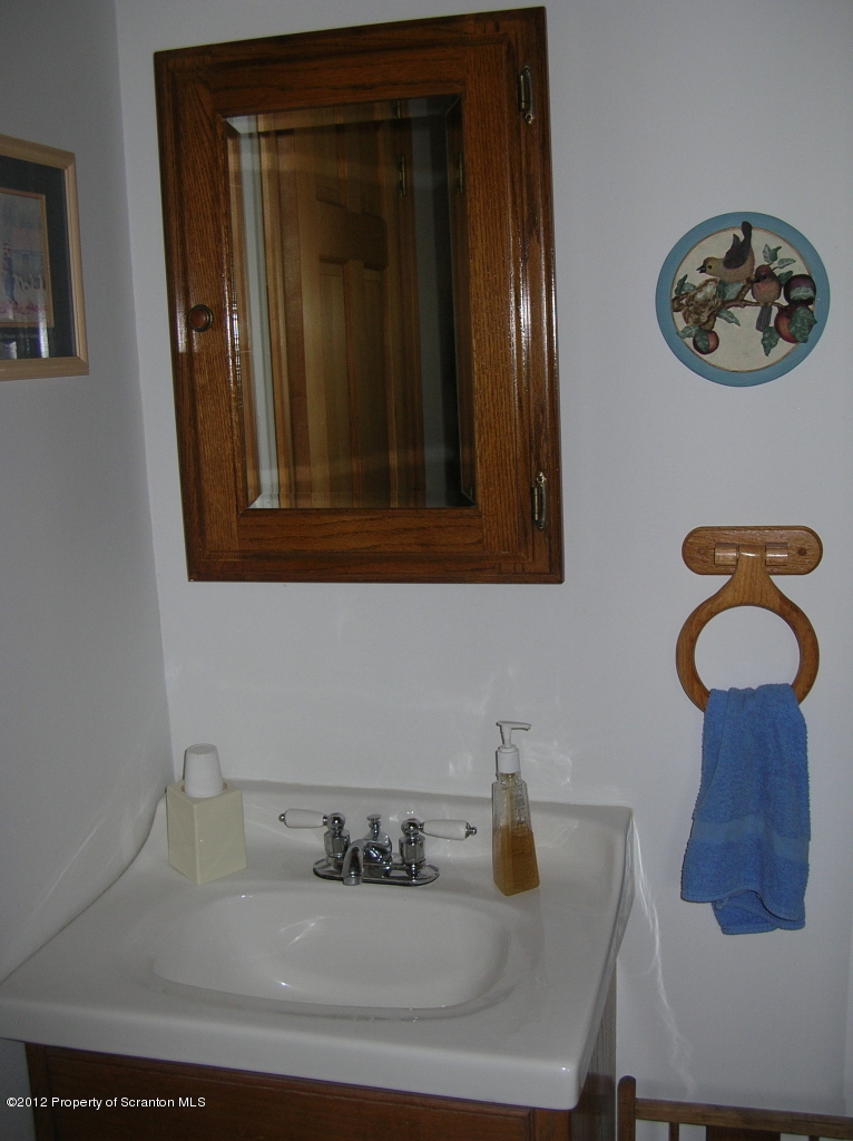 707 Warner Road Montrose, PA 18801 - Photo 15 of 26 Gallery Image 15