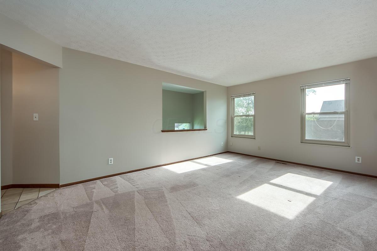 2422 Billingsley Road Columbus, OH 43235 - Photo 18 of 30