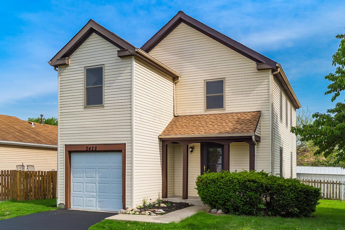 2422 Billingsley Road Columbus, OH 43235 - Photo 2 of 30
