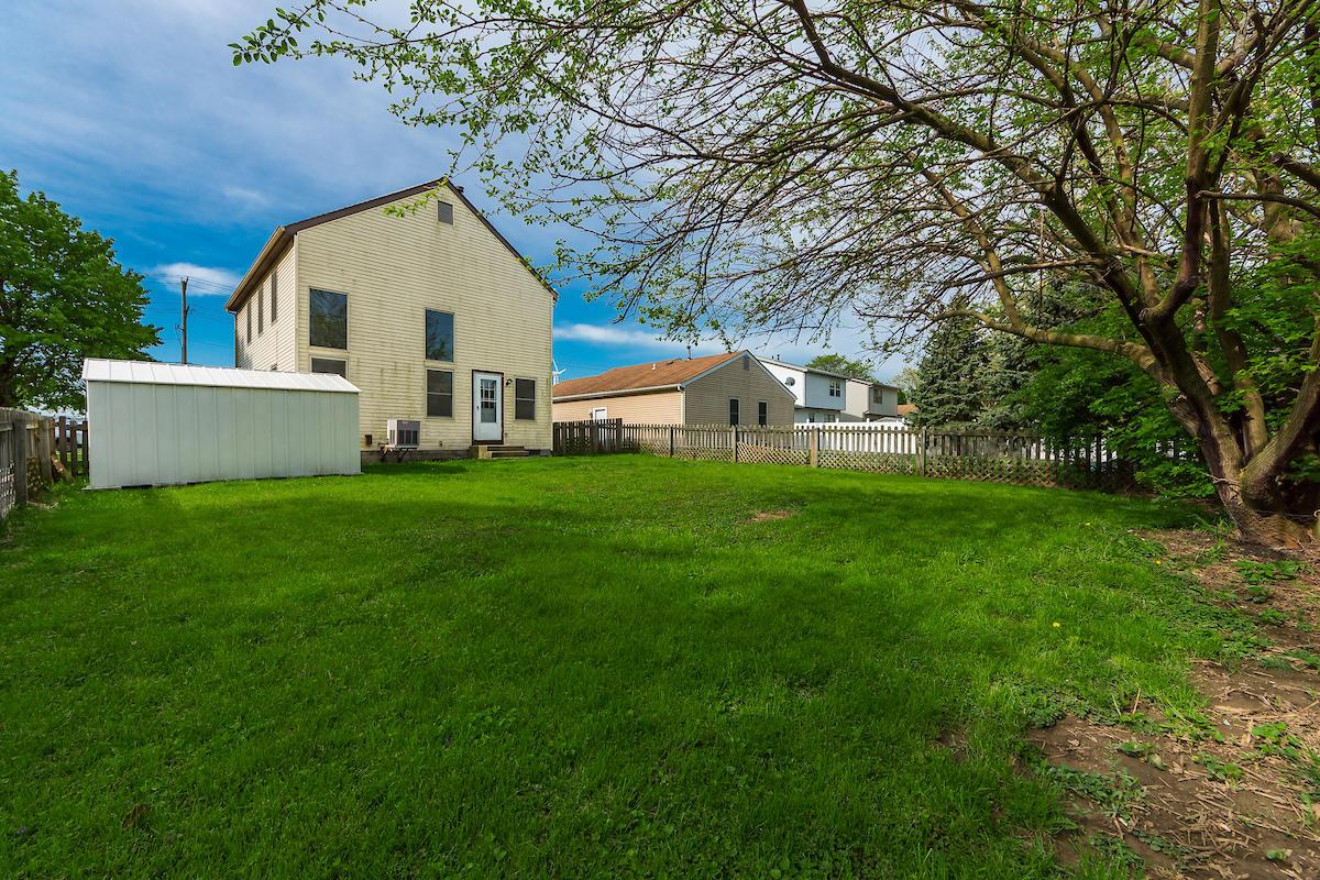 2422 Billingsley Road Columbus, OH 43235 - Photo 6 of 30