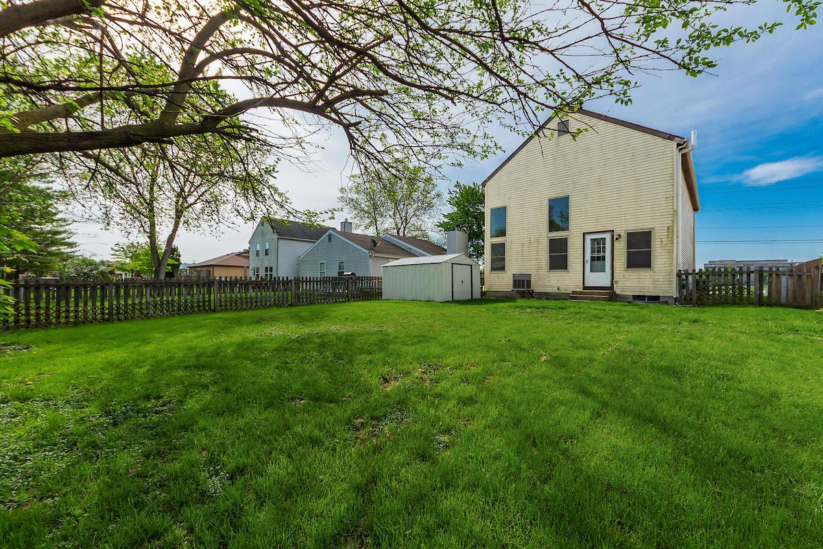 2422 Billingsley Road Columbus, OH 43235 - Photo 7 of 30