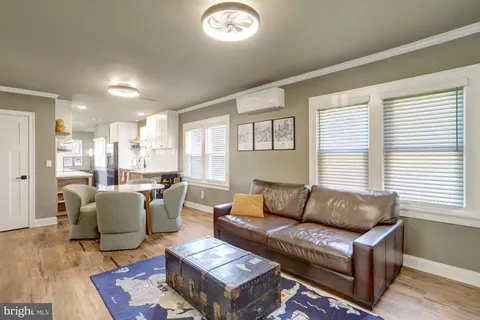 $1,200,000 | 3423 7th Street South, Arlington, VA 22204