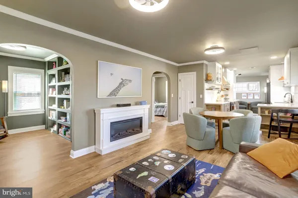 $1,200,000 | 3423 7th Street South, Arlington, VA 22204