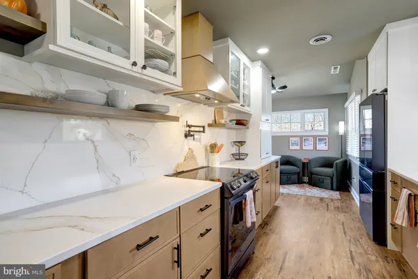 $1,200,000 | 3423 7th Street South, Arlington, VA 22204