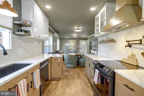 $1,200,000 | 3423 7th Street South, Arlington, VA 22204