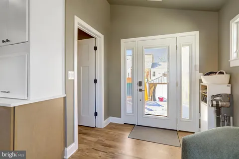 $1,200,000 | 3423 7th Street South, Arlington, VA 22204