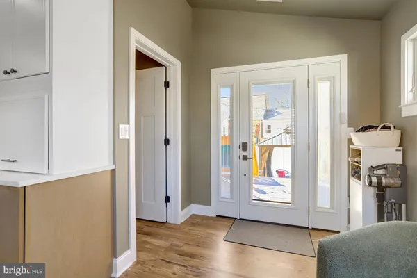 $1,200,000 | 3423 7th Street South, Arlington, VA 22204