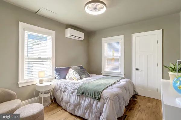 $1,200,000 | 3423 7th Street South, Arlington, VA 22204