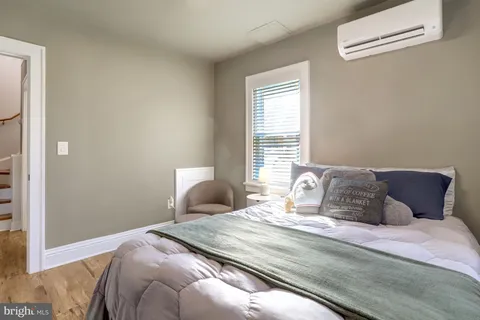 $1,200,000 | 3423 7th Street South, Arlington, VA 22204