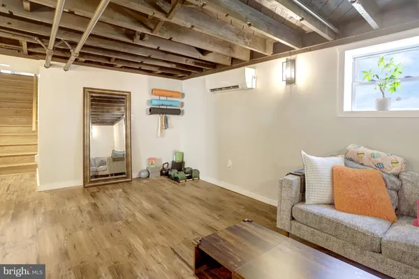 $1,200,000 | 3423 7th Street South, Arlington, VA 22204