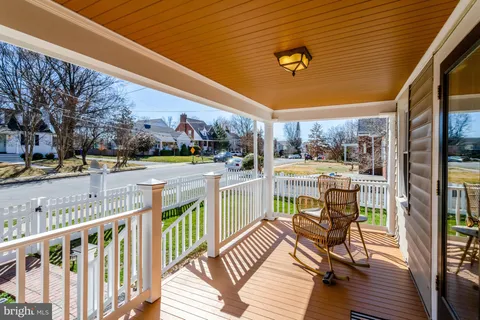 $1,200,000 | 3423 7th Street South, Arlington, VA 22204