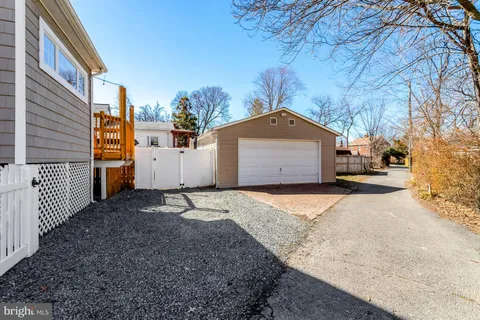 $1,200,000 | 3423 7th Street South, Arlington, VA 22204