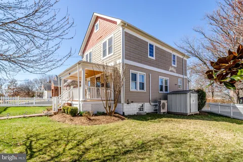 $1,200,000 | 3423 7th Street South, Arlington, VA 22204
