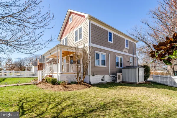 $1,200,000 | 3423 7th Street South, Arlington, VA 22204