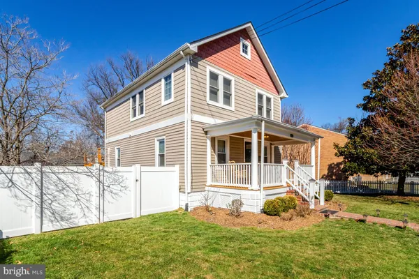 $1,200,000 | 3423 7th Street South, Arlington, VA 22204