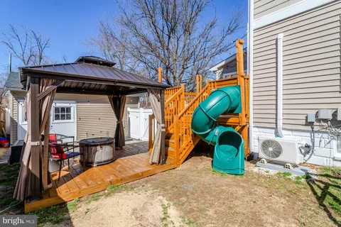 $1,200,000 | 3423 7th Street South, Arlington, VA 22204