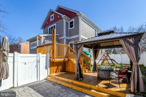 $1,200,000 | 3423 7th Street South, Arlington, VA 22204