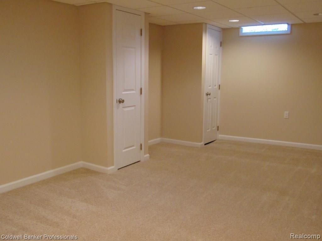 21237 Parklane Road Farmington Hills, MI 48335 - Photo 33 of 56