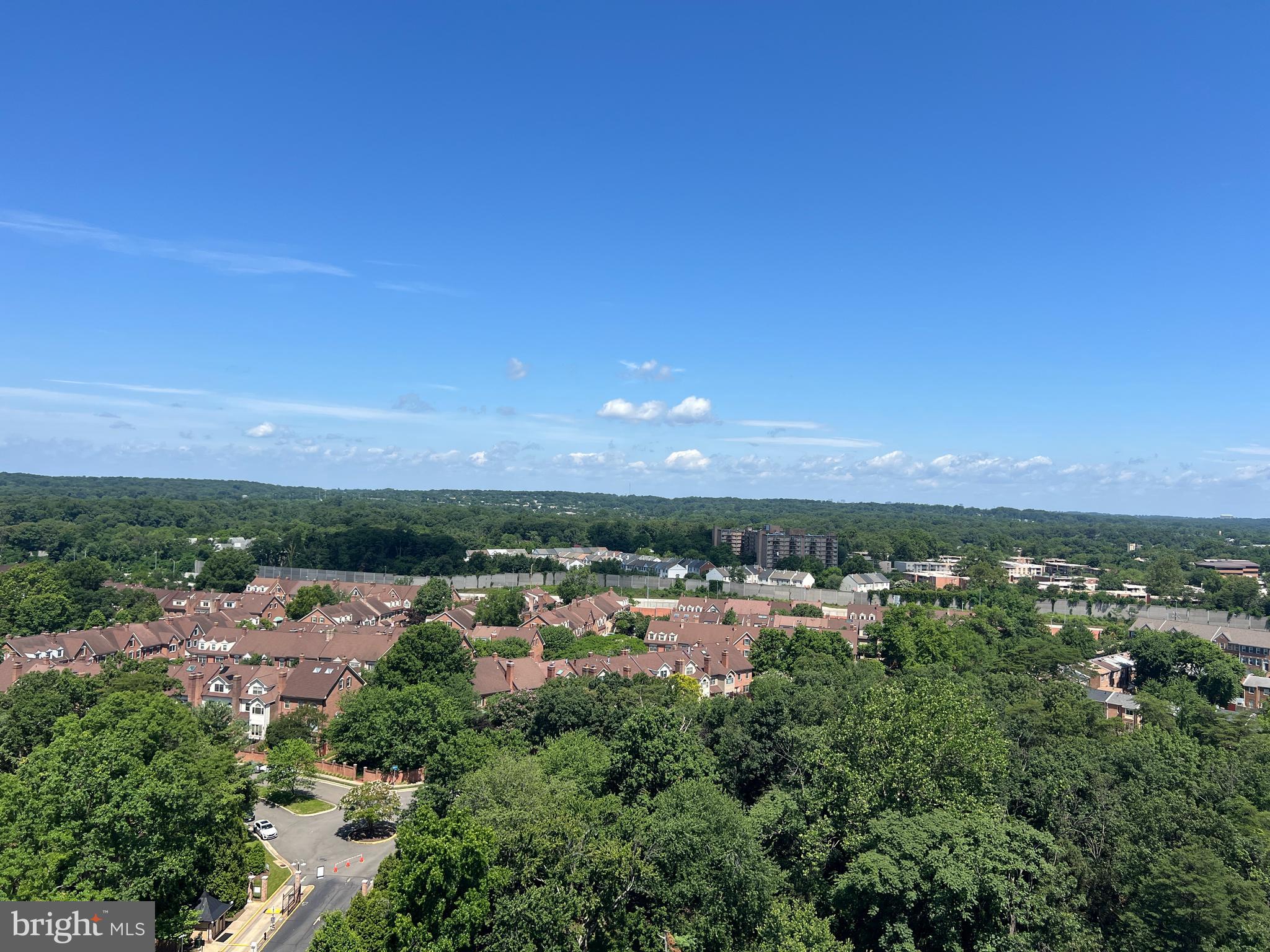 205 Yoakum Parkway, Unit 1020 Alexandria, VA 22304 - Photo 27 of 62 a view of a city