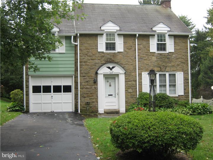 855 Valley View Road Flourtown, PA 19031 - Photo 1 of 17 Exterior Front