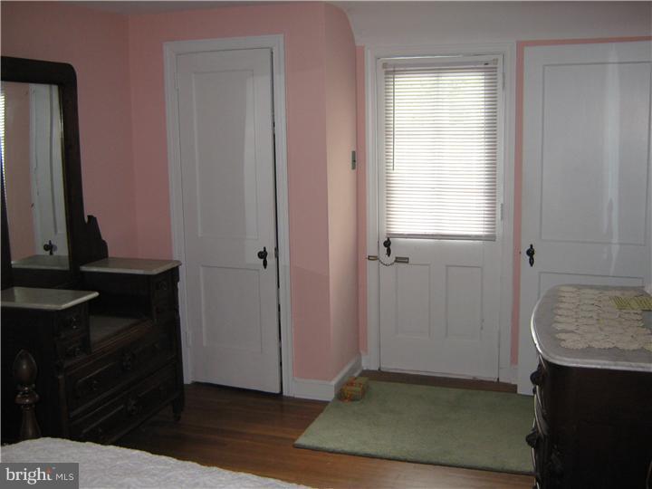 855 Valley View Road Flourtown, PA 19031 - Photo 9 of 17 Gallery Image 9