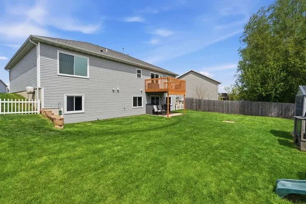 $349,900 | 6226 Palmetto Circle Southwest, Cedar Rapids, IA 52404
