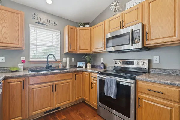 $349,900 | 6226 Palmetto Circle Southwest, Cedar Rapids, IA 52404