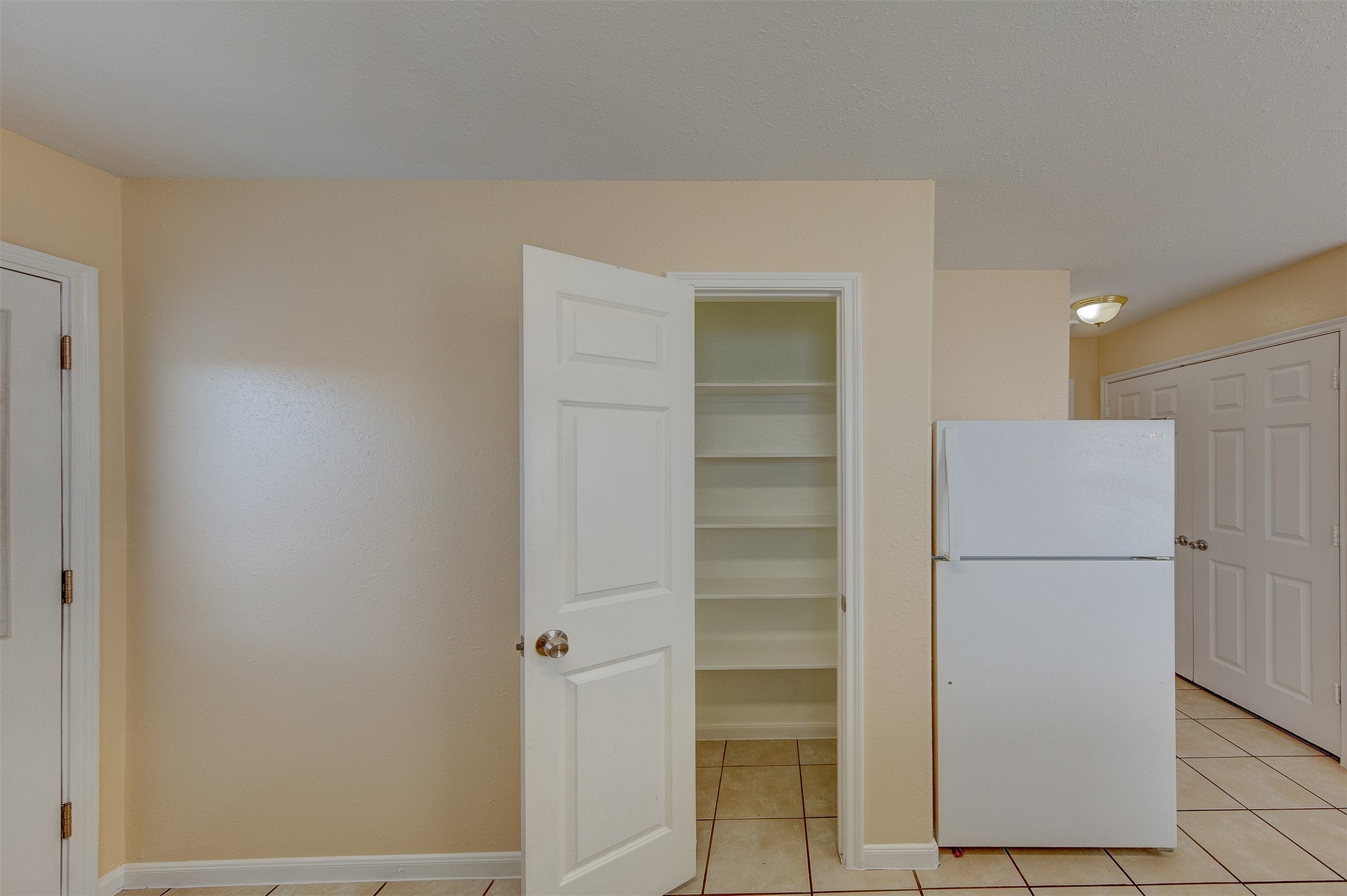 2731 Vienna Place Pasadena, TX 77502 - Photo 10 of 32