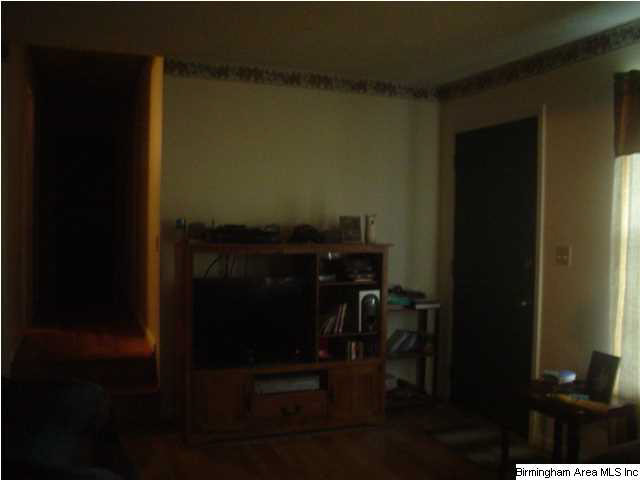 9977 Highway 24 Oneonta, AL 35121 - Photo 4 of 11
