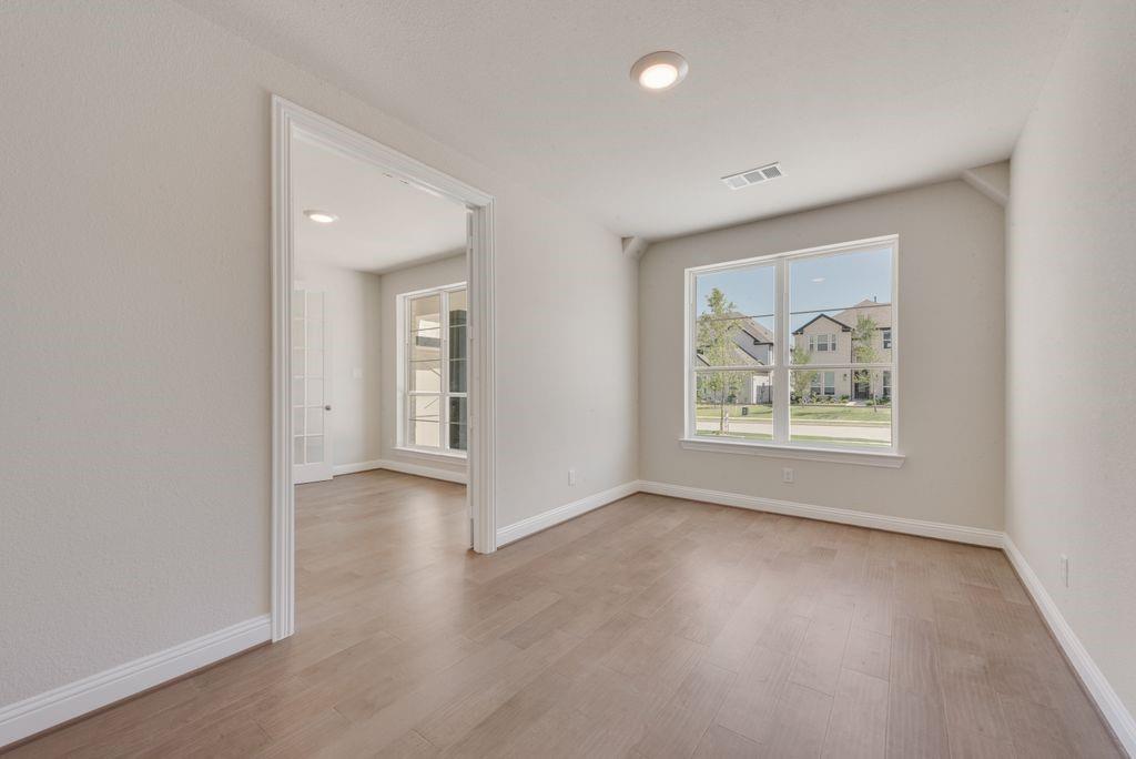 2634 Shadybrook Drive Celina, TX 75009 - Photo 6 of 37