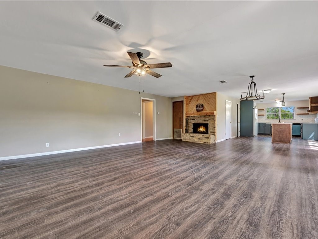 180 P R 8776 Warren, TX 77664 - Photo 16 of 36 Gallery Image 16