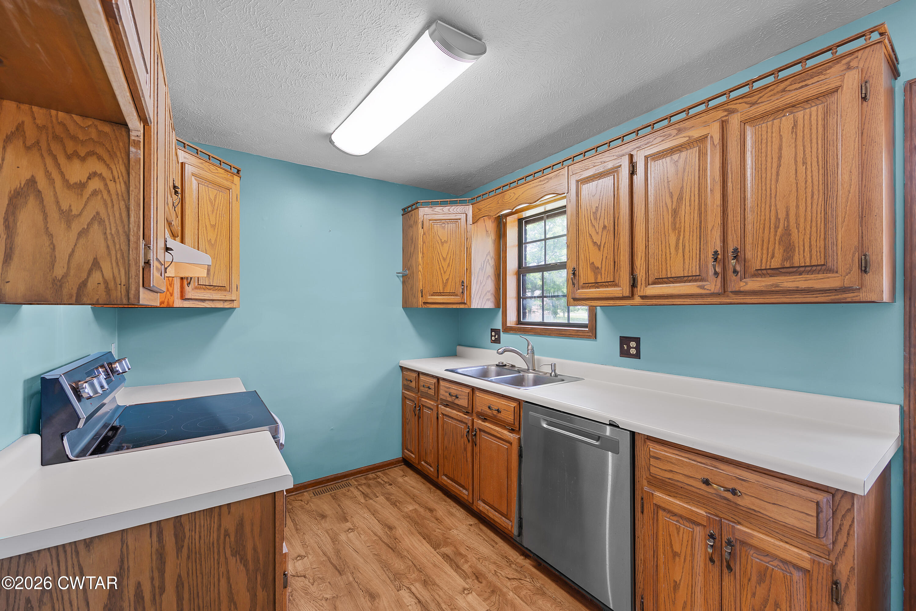 4 Beth Place Jackson, TN 38305 - Photo 5 of 20 kitchen angle 1