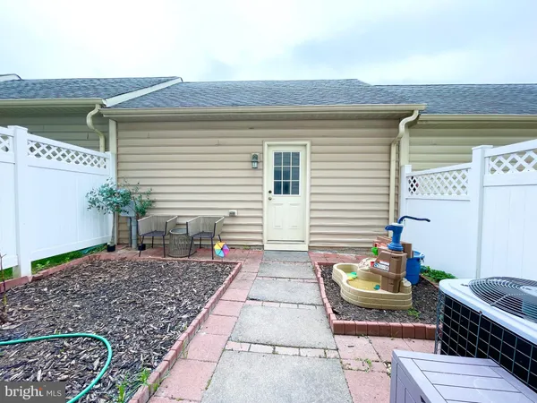 $3,550 | 9661 Atterbury Lane, Frederick, MD 21704