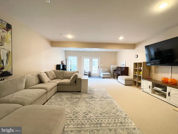 $3,550 | 9661 Atterbury Lane, Frederick, MD 21704