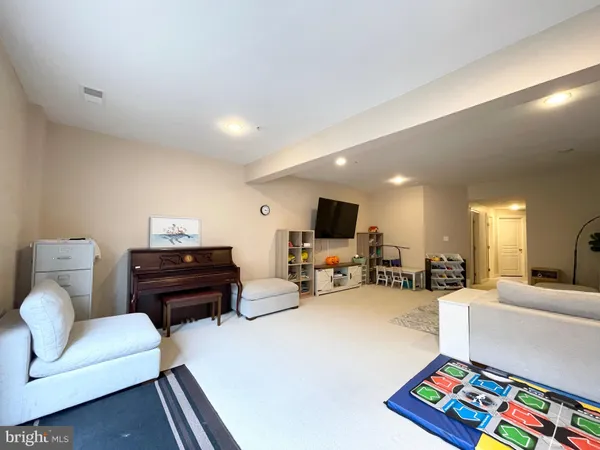 $3,550 | 9661 Atterbury Lane, Frederick, MD 21704