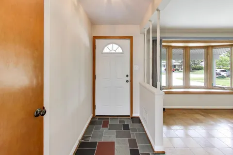 $389,900 | 241 Brookhaven Drive, Elk Grove Village, IL 60007