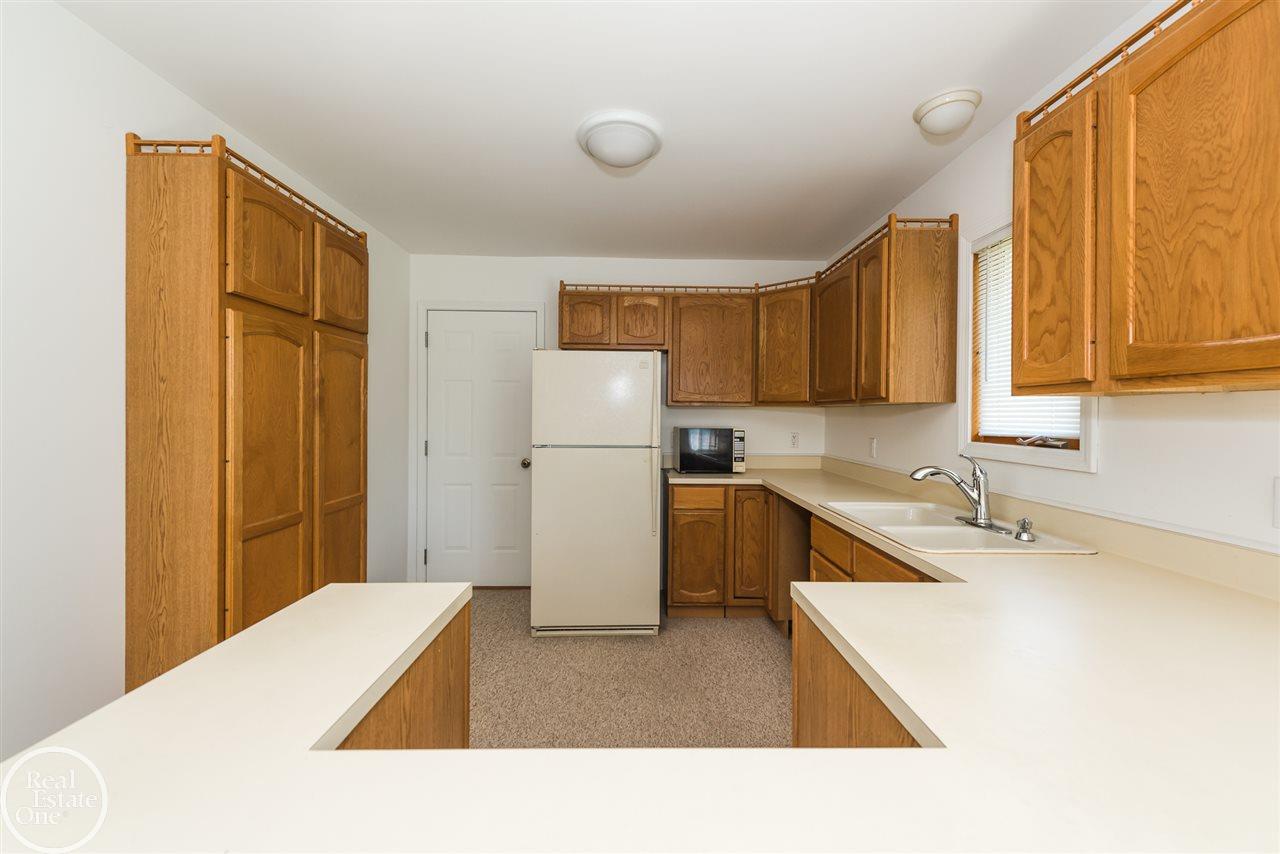 7224 Comstock Road Jeddo, MI 48032 - Photo 22 of 45 31384841-21.JPG