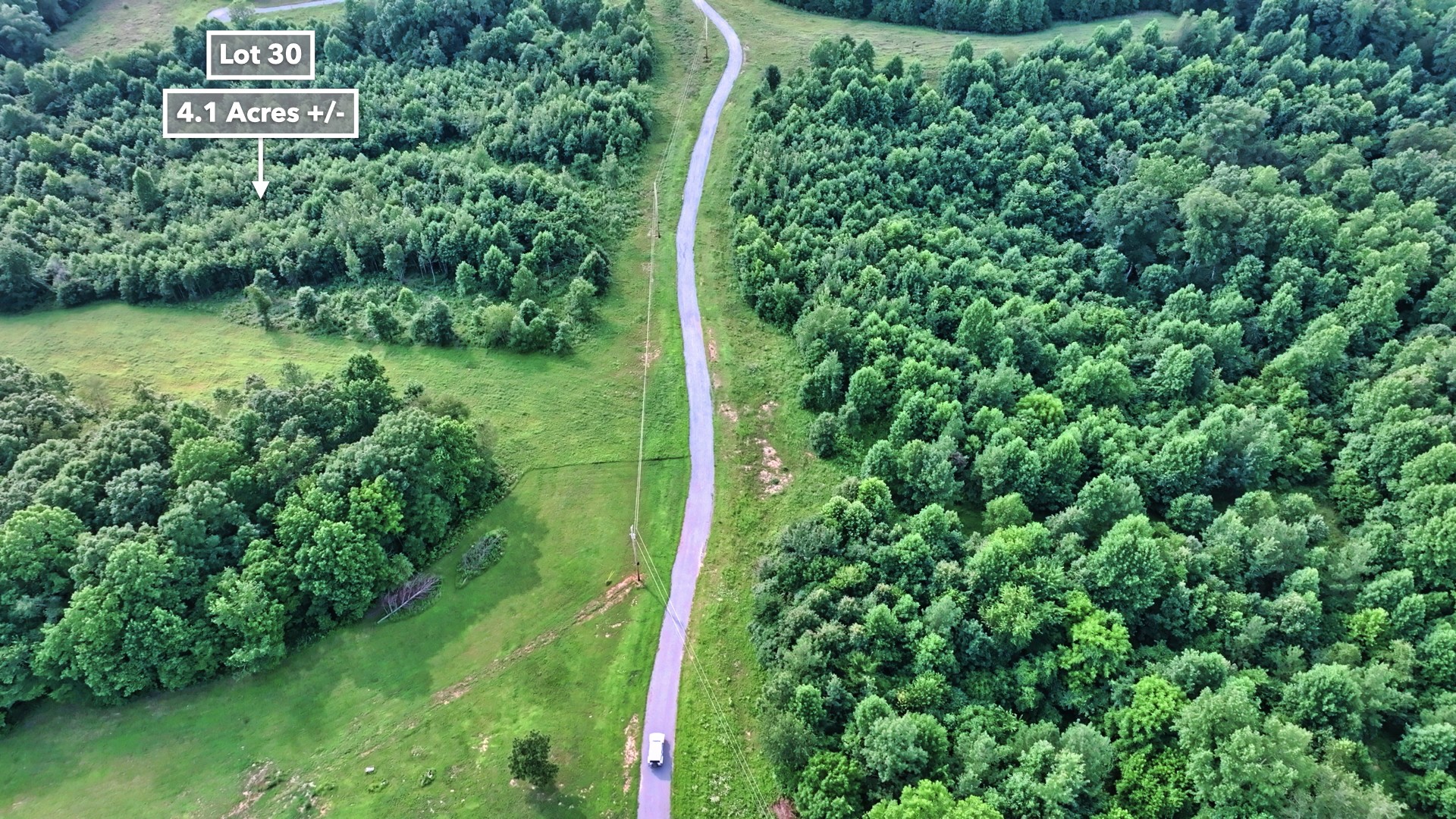 0 Freedom Ridge Indian Mound, TN 37079 - Photo 31 of 51 a view of a back yard