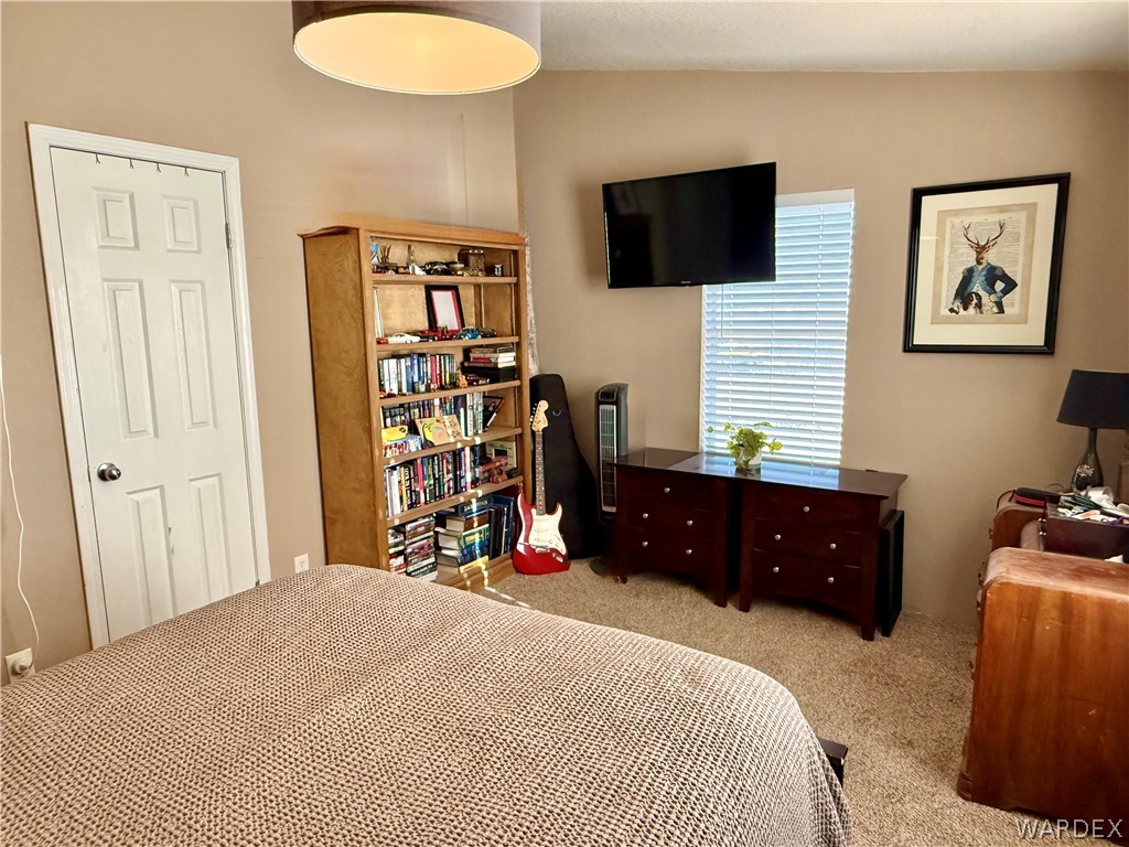 1694 Elgin Road Golden Valley, AZ 86413 - Photo 23 of 37