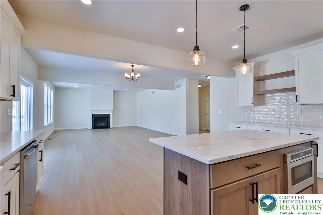 353 Abby Road, Unit LOT 40 Macungie, PA 18062 - Photo 17 of 41