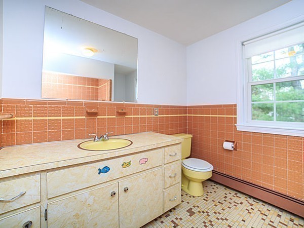 15 Suzanne Road Lexington, MA 02420 - Photo 19 of 29 Gallery Image 19