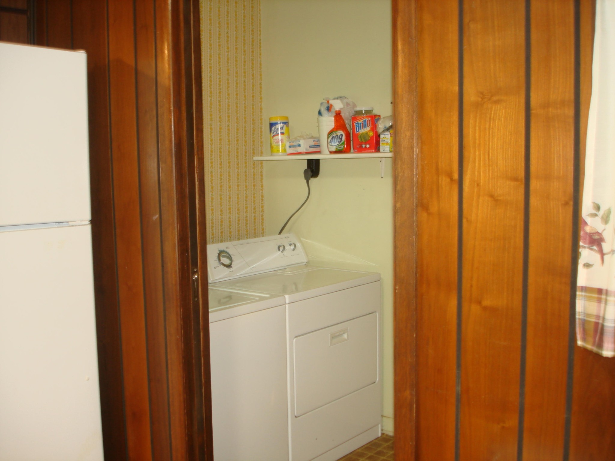 225 Sherwood Road Powell, TN 37849 - Photo 7 of 17 a utility room with dryer and washer