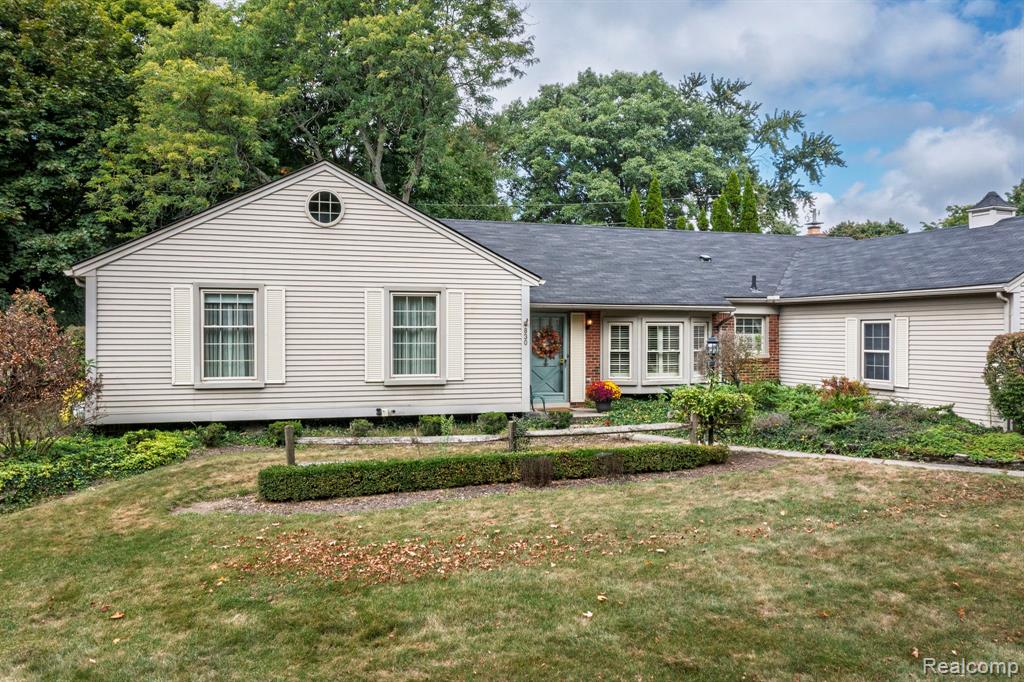 830 Croydon Road Rochester Hills, MI 48309 - Photo 2 of 50