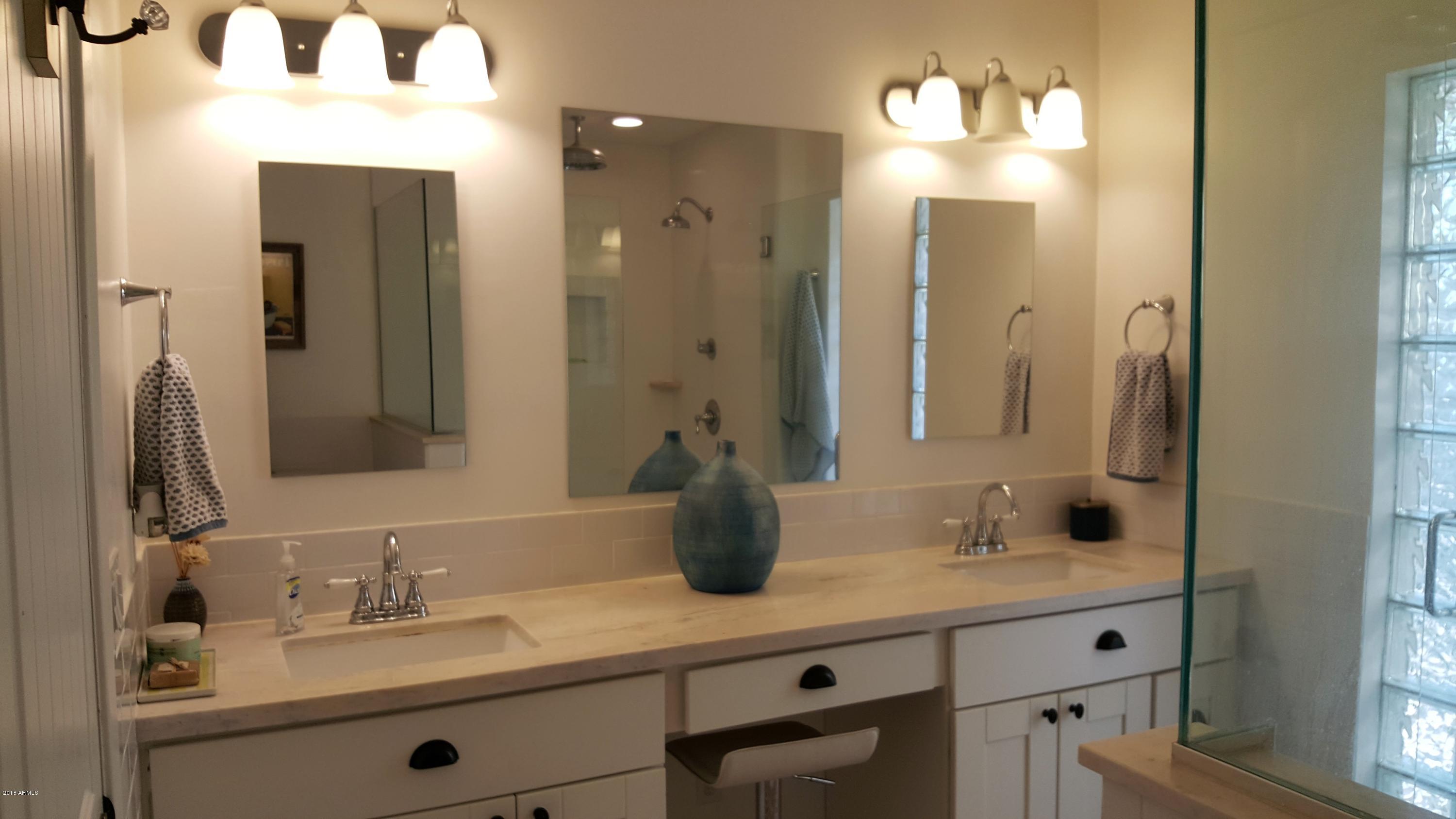 5110 East Osborn Road Phoenix, AZ 85018 - Photo 40 of 52 Second Master Bath
