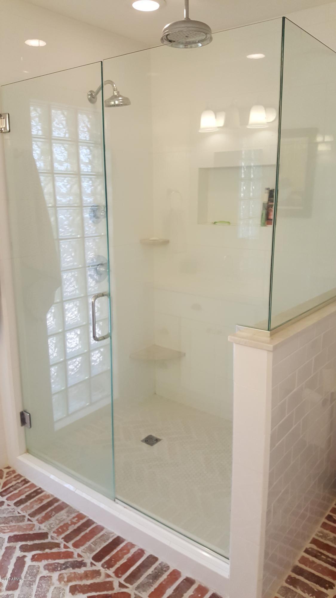 5110 East Osborn Road Phoenix, AZ 85018 - Photo 42 of 52 Second Master Shower