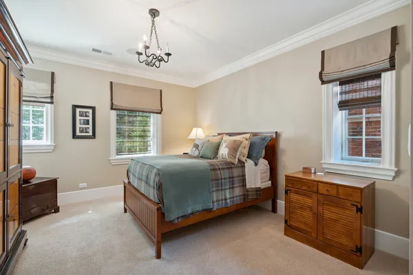$3,750,000 | 446 West Huron Street, Chicago, IL 60654