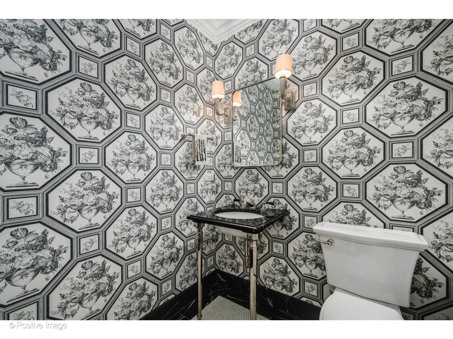 446 West Huron Street Chicago, IL 60654 - Photo 9 of 61