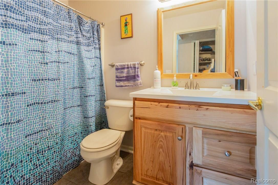 1754 Tremont Road Canton, MI 48188 - Photo 18 of 30 18.jpg