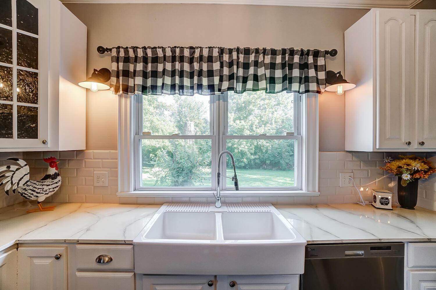 16540 State Rte 207 Mount Sterling, OH 43143 - Photo 35 of 63 kitchen