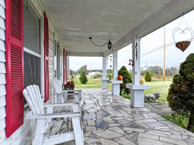 $384,900 | 1205 West Old Andrew Johnson Highway, New Market, TN 37820